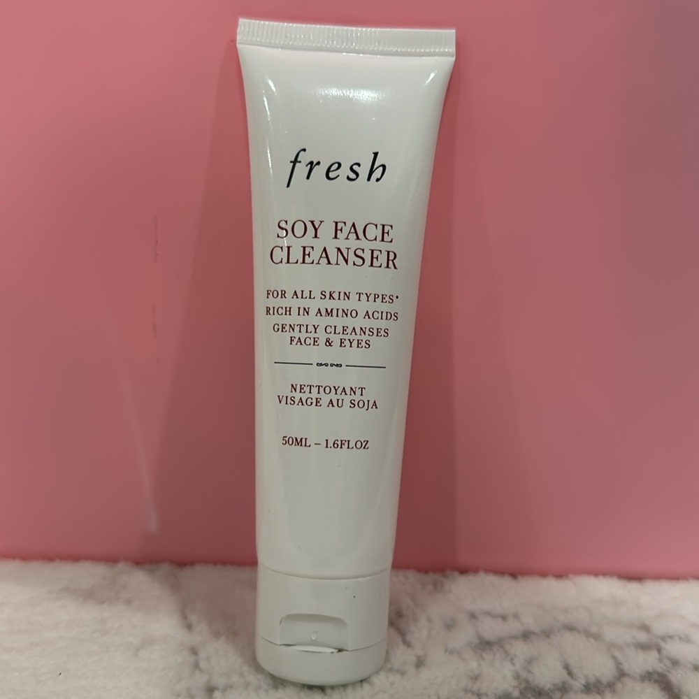 fresh Soy Face Cleanser
